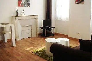 Florella Clemenceau Lägenhet